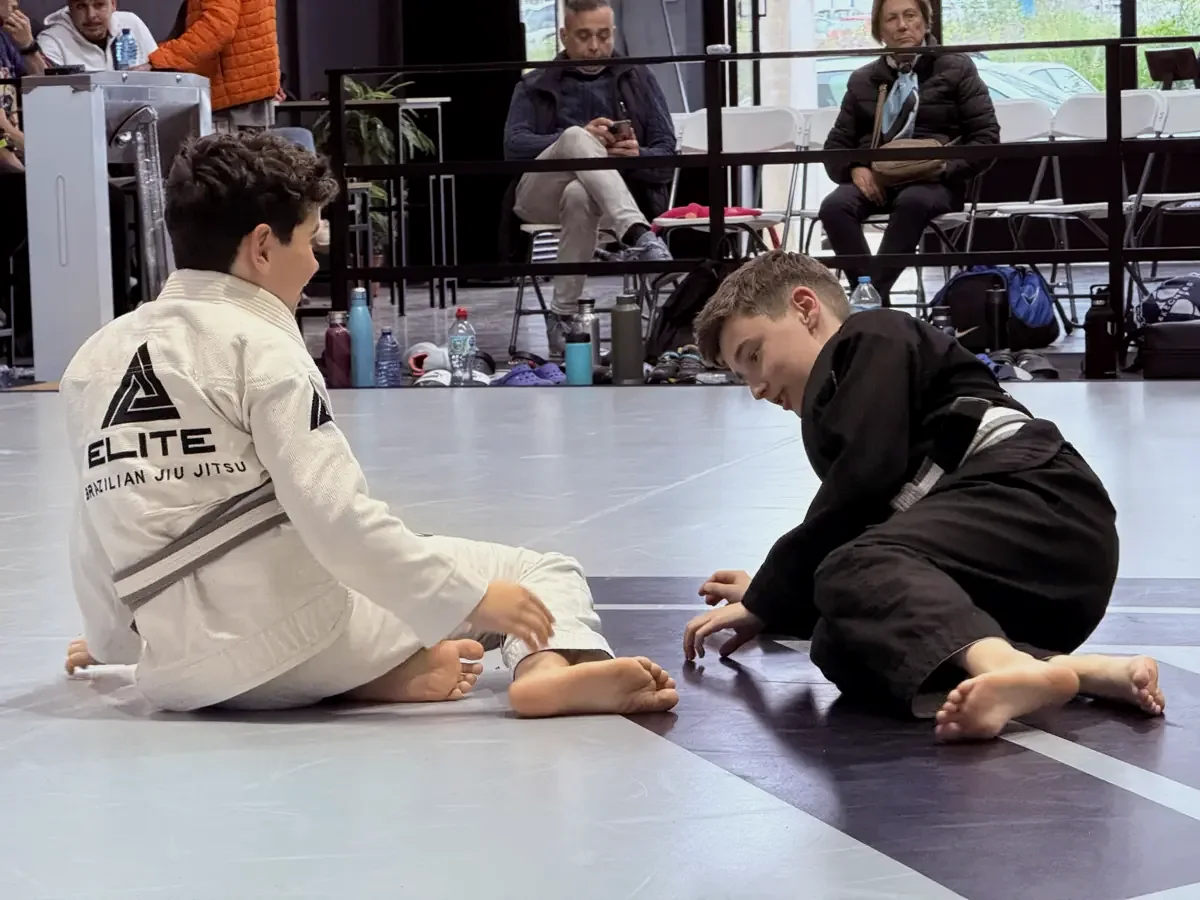 Alumnos de Elite BJJ en un campeonato de Jiu-Jitsu