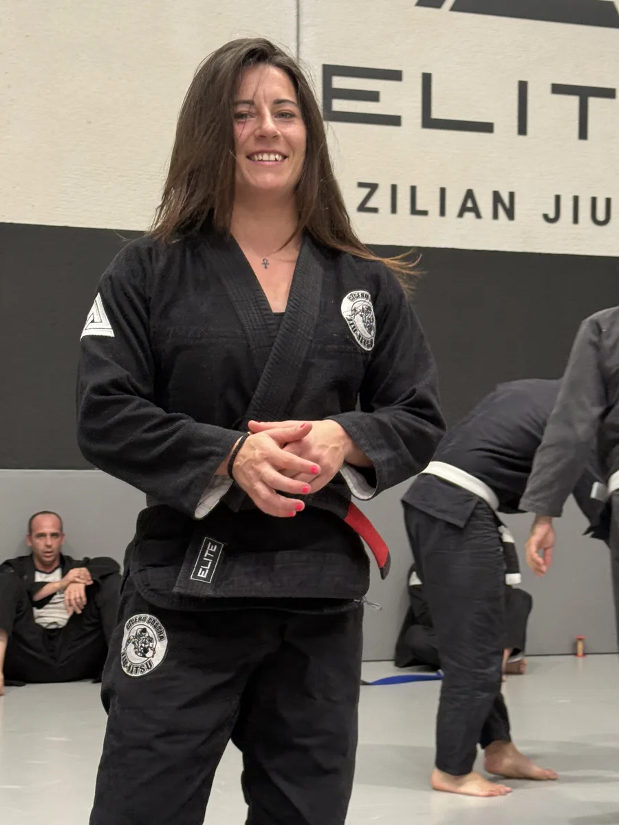 Stephanie Ds, profesora cinturón negro de Elite BJJ
